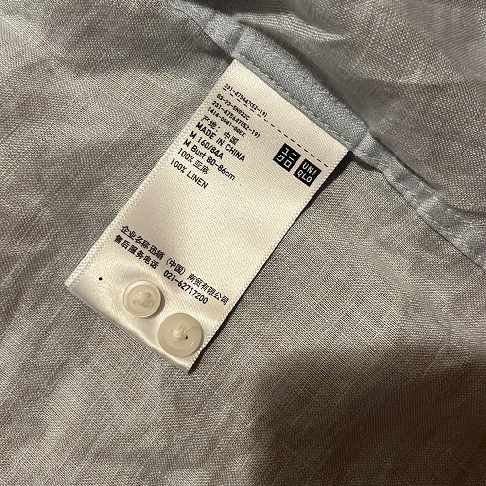 Uniqlo BNWT light blue long sleeve button down size M 100% linen - Picture 4 of 4